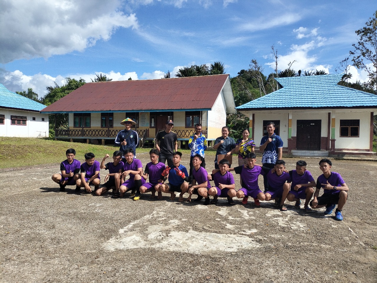 Ekstrakurikuler bola